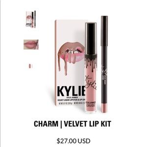 Kylie Jenner Charm Velvet lip kit!